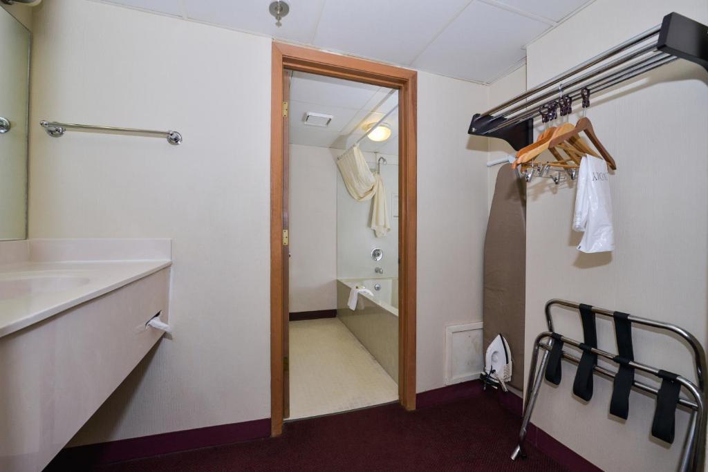 Lamplighter Inn-South Спрингфилд Номер фото